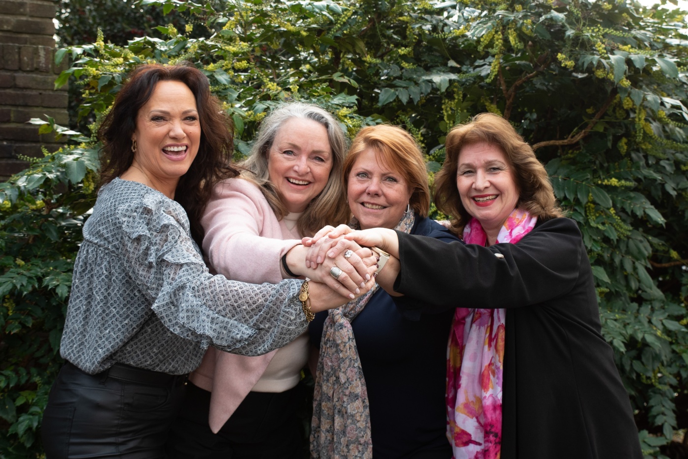 Van links naar rechts: Patricia de Haas (Stadsdorp Elsrijk), Dolly Pieterson (OntmoetingLokaal), Diana Julio (Participe), Helga Bouwman (Stadsdorp Elsrijk)